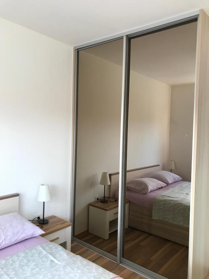 Apartmani Matea 茨雷斯 外观 照片